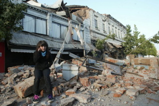 El terremoto causó numerosos daños
